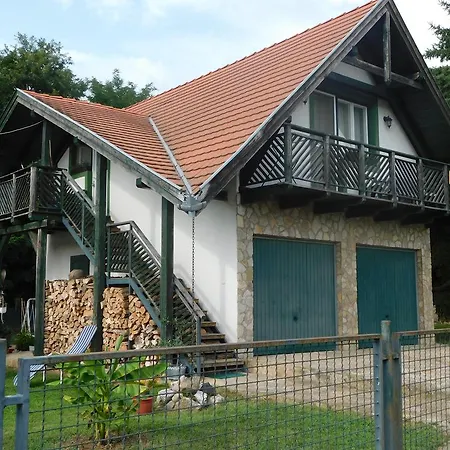 Apartment Szabo