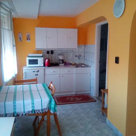 Szabo Apartment